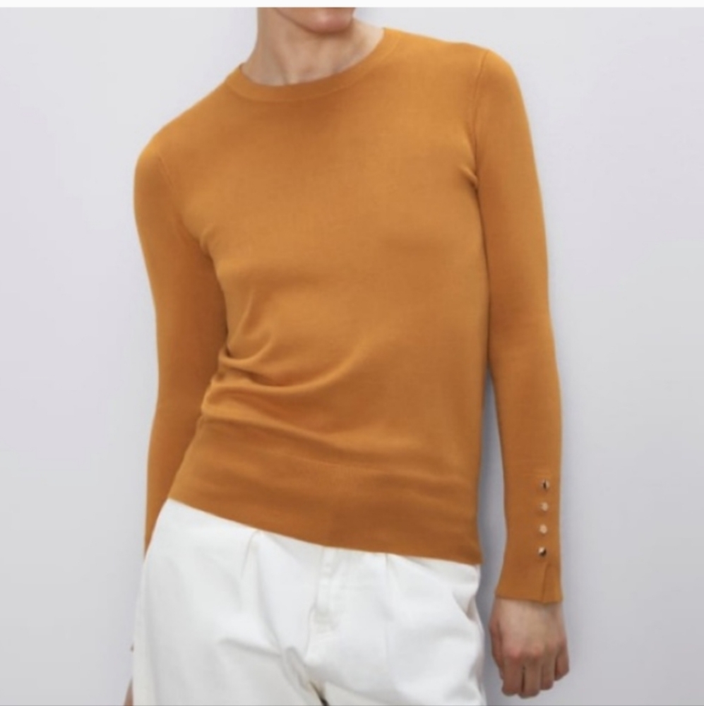Zara mustard crew neck knit top